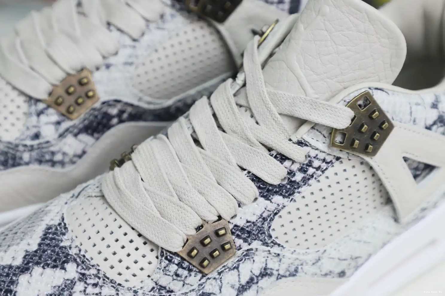 4 Kimikick retro snakeskin Air Jordan Jordan 0815